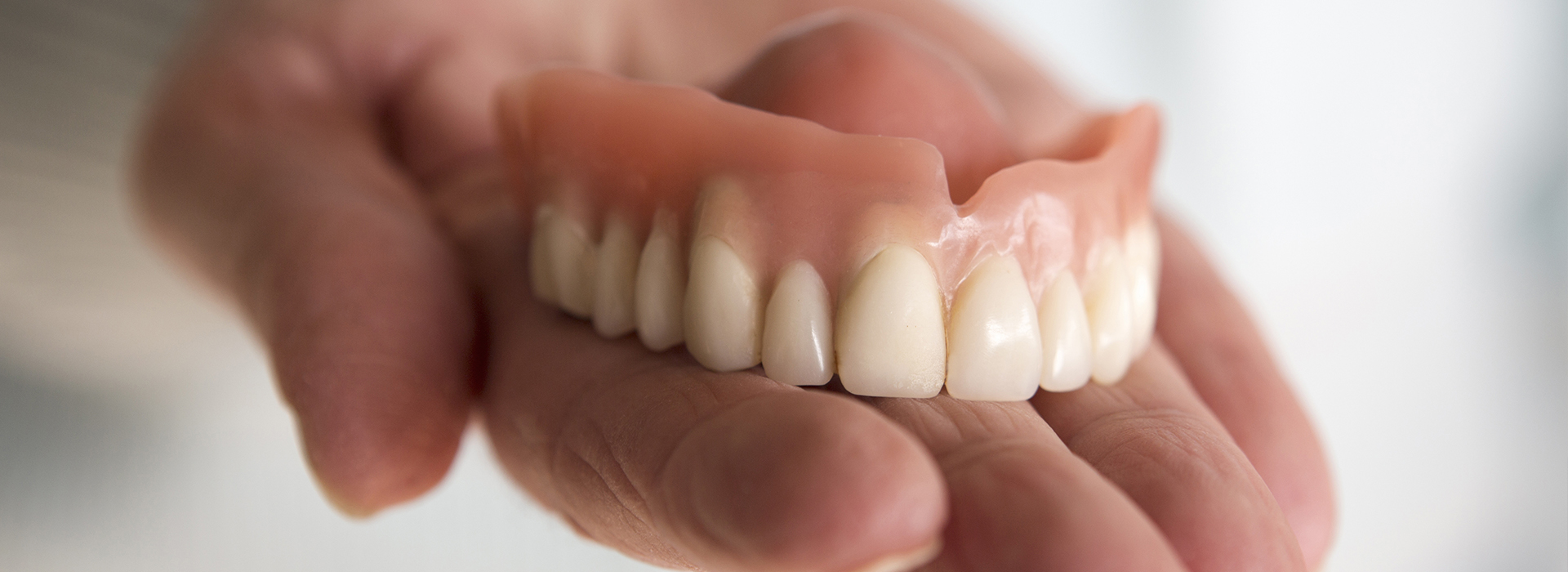 Smiles 4 A Lifetime | Teeth Whitening, Teeth Grinding  Bruxism  and Veneers